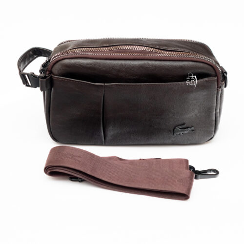 شنطة من لاكوست بلون بني