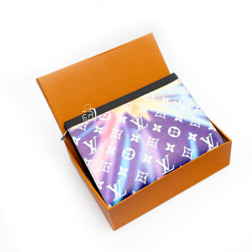 كلاتش من لويس فيتون