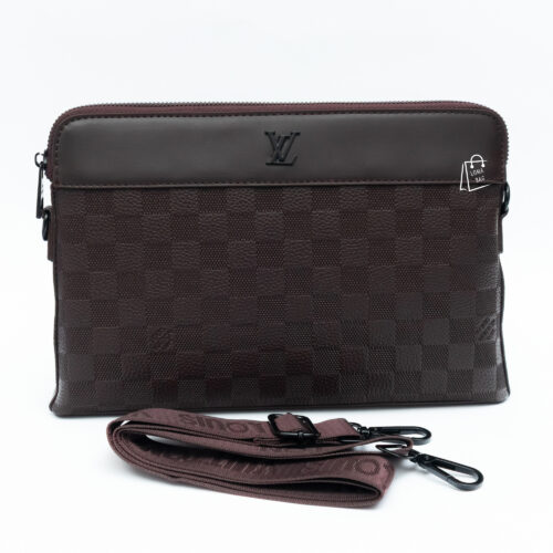 شنطة كلاتش من لويس فيتون