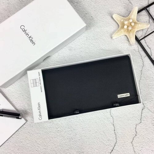 محفظة من كالفن كلاين للرجال